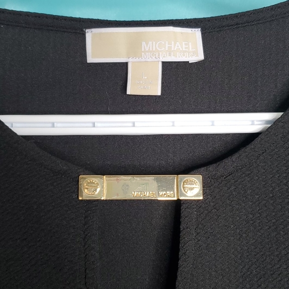 Michael Kors Long Sleeve - Picture 2 of 5